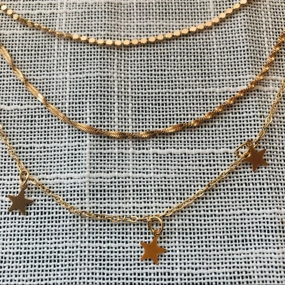 🆕 Goldtone Layered Star Design 3 Chain Necklace - Picture 8 of 8